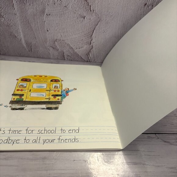 5 for $15 📕School Days Scholastic Kids Book (SKU: 324MI) - Picture 4 of 4